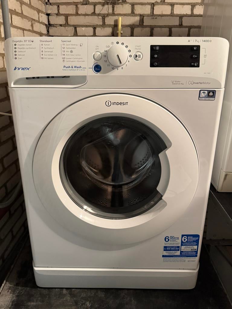 Indesit Wasmachine kapot, Witgoed en Apparatuur, Wasmachines, Zo goed als nieuw, Voorlader, 6 tot 8 kg, 85 tot 90 cm, 1200 tot 1600 toeren
