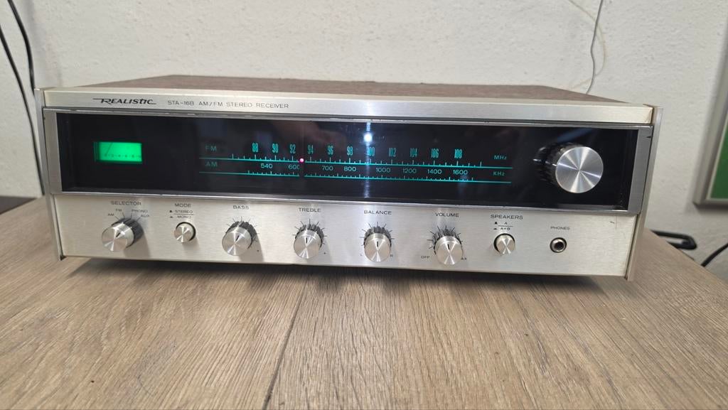 Realistic STA-16B vintage Stereo Receiver (met phono in), Overige merken, Gebruikt, Info@radioshack.com, Ophalen of Verzenden