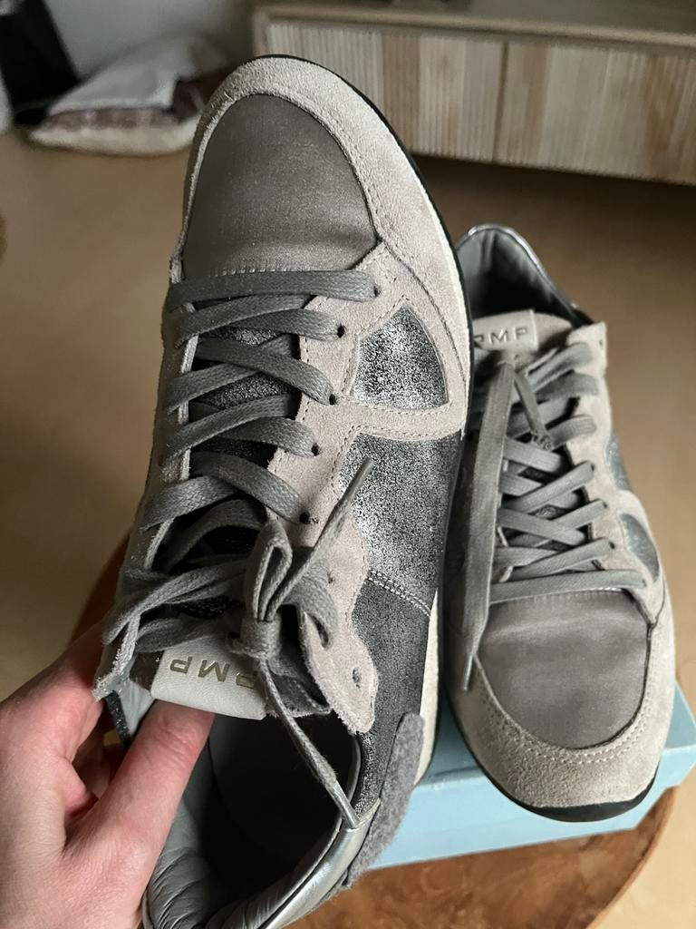 PHILIPPE MODEL sneakers NWprijs 250,- als NW mt 39, Kleding | Dames, Schoenen, Zo goed als nieuw, Sneakers of Gympen, Grijs, Ophalen of Verzenden