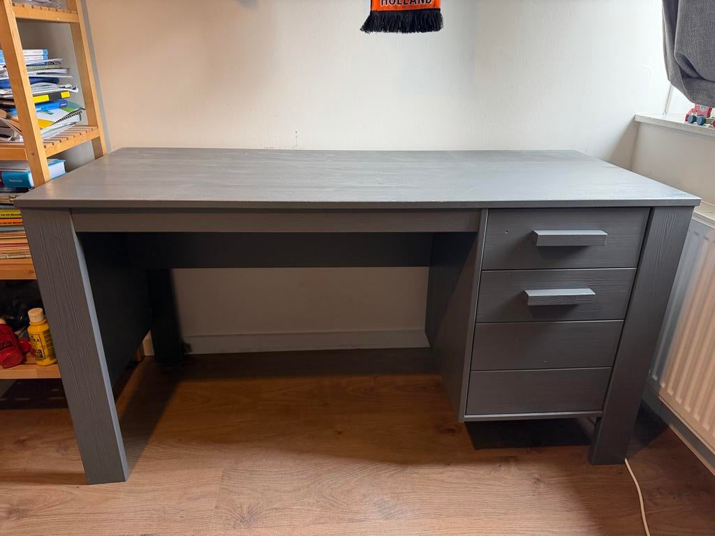 Grijs bureau met lade en opbergruimte, Ophalen, Overige typen, Gebruikt, Grijs