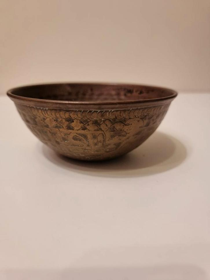 Antieke koperen kom met gravures, Antiek en Kunst, Antiek | Schalen, Ophalen of Verzenden