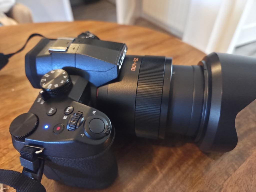 Panasonic FZ1000 II - Zo goed als nieuw, compleet, Ophalen, Compact, Zo goed als nieuw, Overige Merken