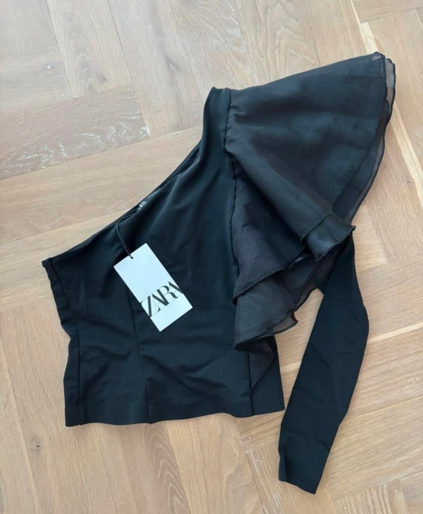Zara top, Ophalen of Verzenden, Zo goed als nieuw, Zonder mouw