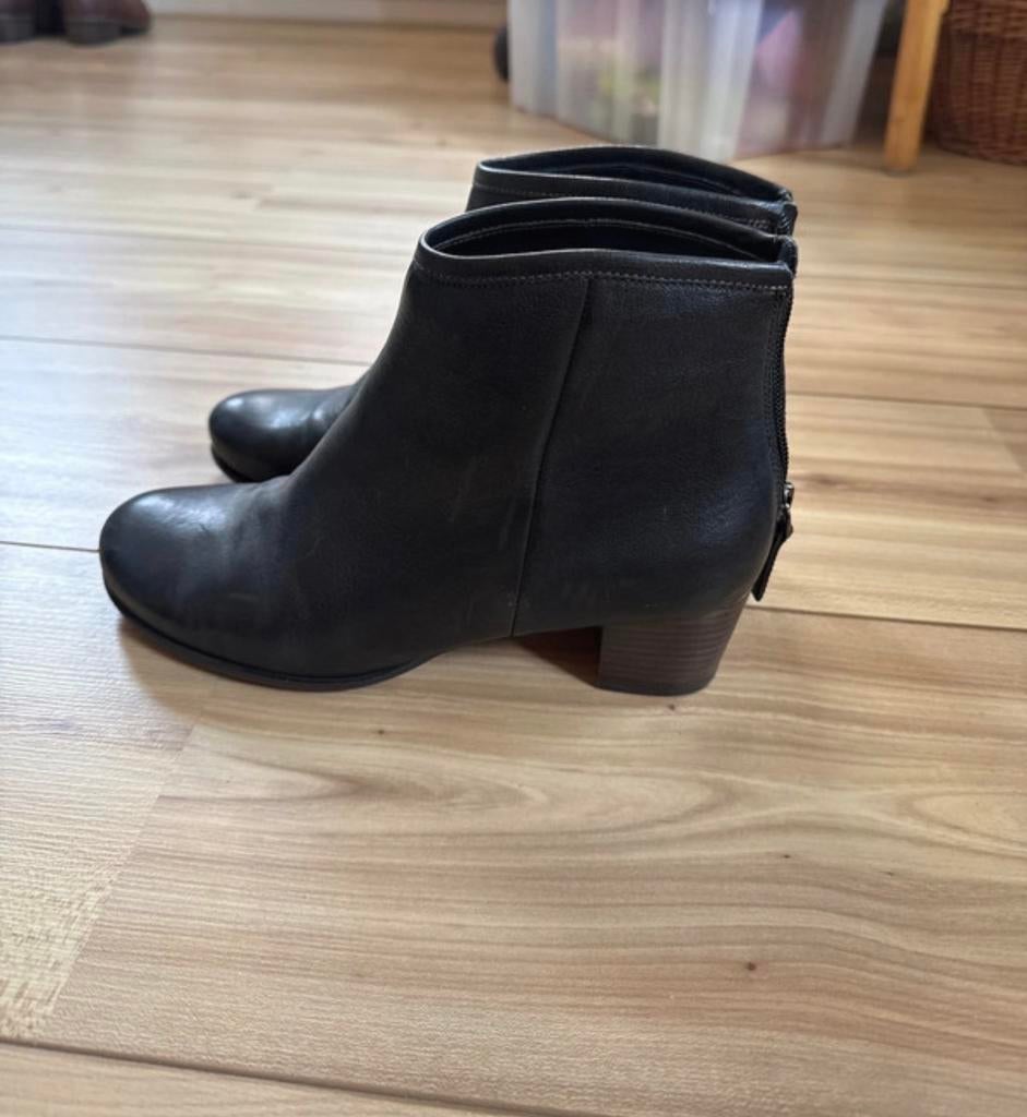 Ecco laarsjes maat 38 zwart, Kleding | Dames, Schoenen, Ophalen of Verzenden, Zo goed als nieuw, Zwart, Lage of Enkellaarzen