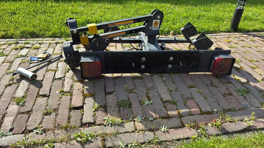 Hawk fietsendrager, Ophalen, 2 fietsen, Gebruikt, Trekhaakdrager