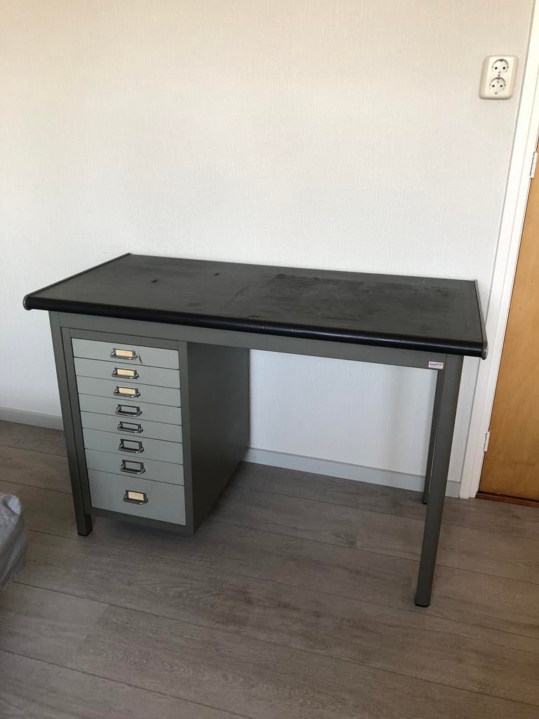 Stalen bureau met lades, Ophalen, Overige typen, Gebruikt, 110 cm