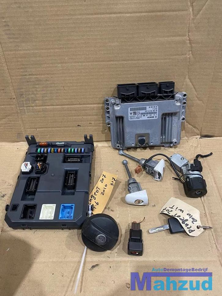 PEUGEOT 207 1.6 Contactslot sleutelset met ecu 2006-2015, Auto-onderdelen, Elektronica en Kabels, Peugeot, Gebruikt, Ophalen of Verzenden