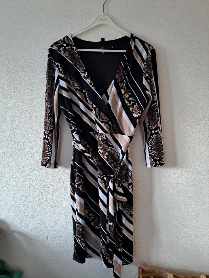 bonprix jurk maat 40, Kleding | Dames, Jurken, Zo goed als nieuw, Maat 38/40 (M), Overige kleuren, Knielengte, Ophalen of Verzenden