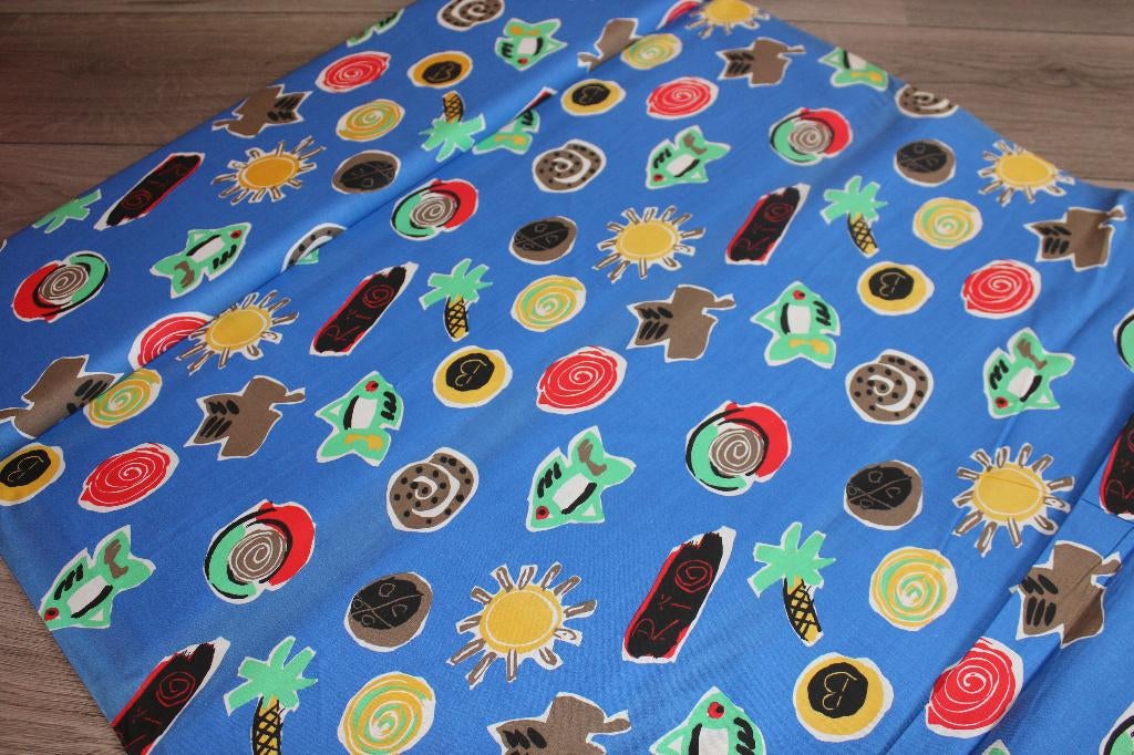 Rol 100% katoen stof - blauw zomerse rio vissen zon #1506, Blauw, 120 cm of meer, Ophalen of Verzenden, Katoen