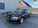 Volkswagen Passat 2.3 V5 Highline Automaat Nav.+ Clima Bj:20, Gebruikt, Stoelverwarming, Zwart, Bedrijf
