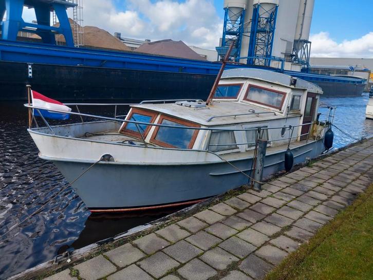 Leuke opknapper t.e.a.b, Watersport en Boten, Motorboten en Motorjachten, Gebruikt, Staal, 6 tot 9 meter, Diesel, Ophalen of Verzenden