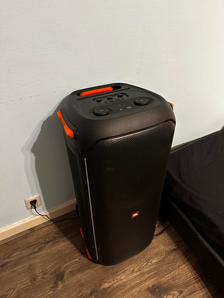 Jbl partybox 710 te huur!, JBL, Ophalen of Verzenden, Zo goed als nieuw, 120 watt of meer