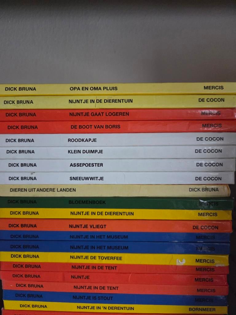 Nijntje / Dick Bruna - Verzameling vierkanten boekjes, Boeken, Kinderboeken | Baby's en Peuters, Ophalen of Verzenden, Gelezen