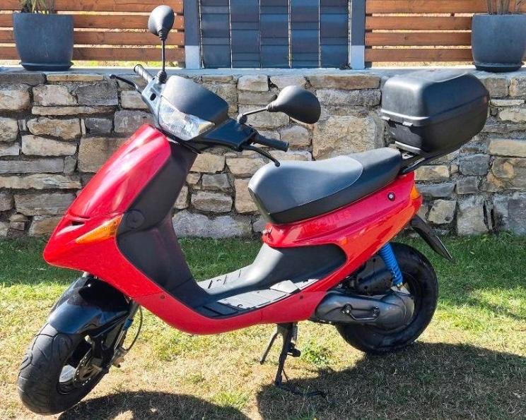 Peugeot Buxy RS 1995 rood Hercules Gipsy geen Speedake, Overige merken, Tweetakt, Maximaal 45 km/u, Zo goed als nieuw