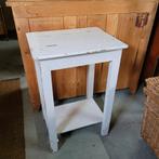 Brocante oude kleine tafel tafeltje, Ophalen