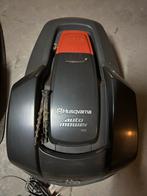 Husqvarna Automower 105 Robotmaaier met grondplaat, Tuin en Terras, Ophalen of Verzenden, Gebruikt, Minder dan 20 cm