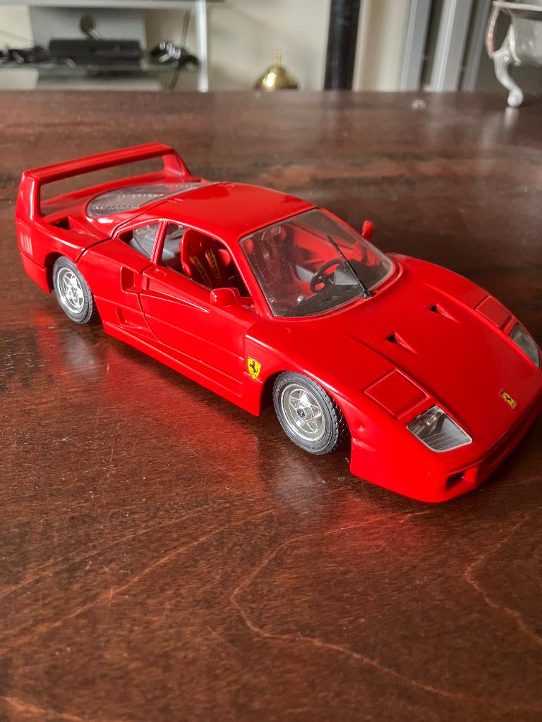 Ferrari F40 (1987) 1:24, Ophalen of Verzenden, Zo goed als nieuw, Auto, Bburago