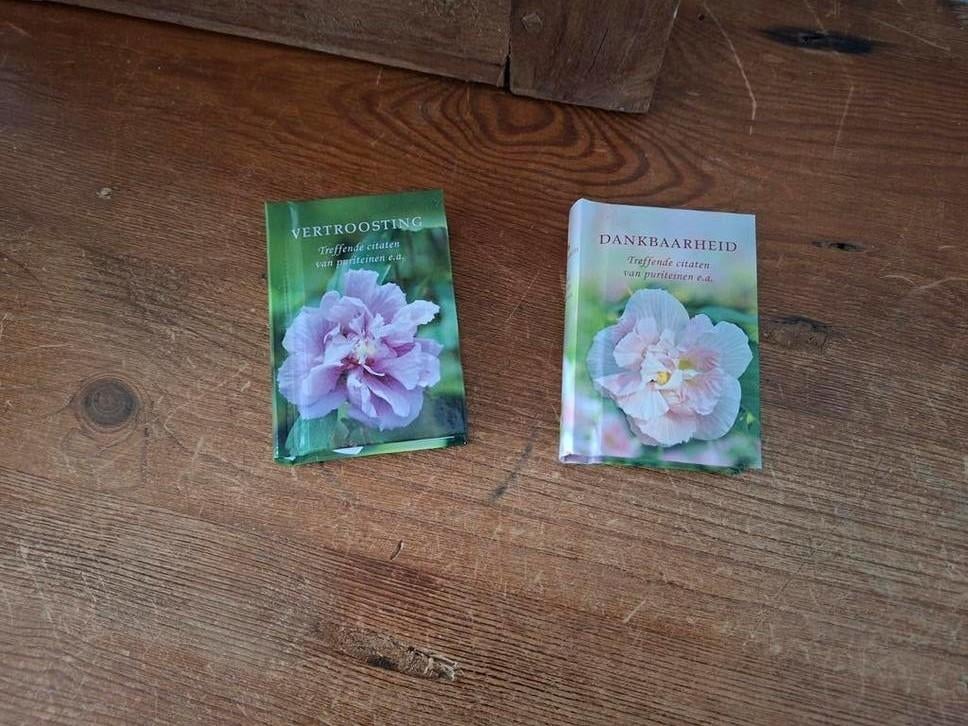 2 Pareltjes boekjes: Vertroosting en Dankbaarheid, Boeken, Ophalen of Verzenden, Zo goed als nieuw