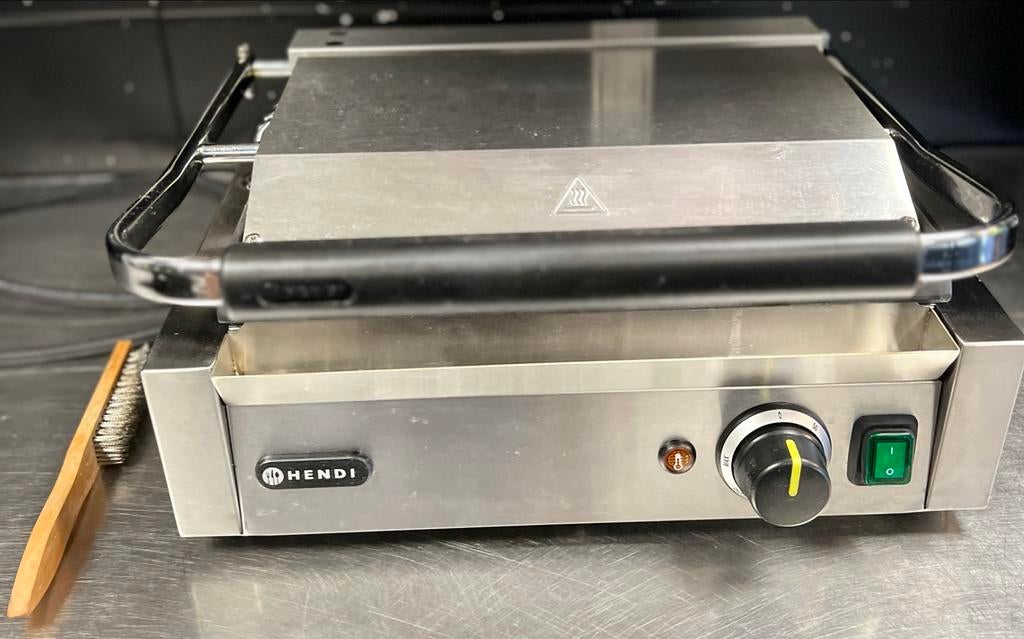 Hendi Contactgrill - Professionele Grill voor Horeca, Ophalen, Gebruikt, Fornuis, Frituur en Grillen