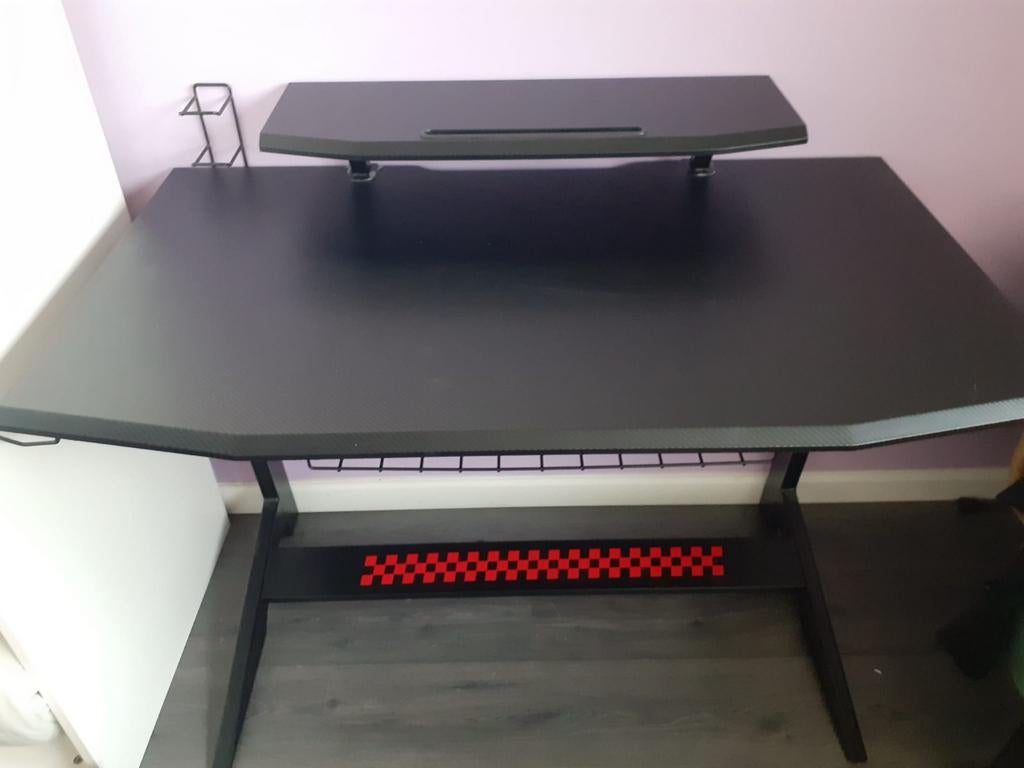 Gaming bureau zwart met monitorstandaard, Ophalen