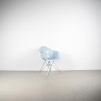 1x Vitra Eames DAR Kuipstoel Baby Blue – Chroom, Niet ingevuld, Kunststof, Niet ingevuld, Ophalen of Verzenden