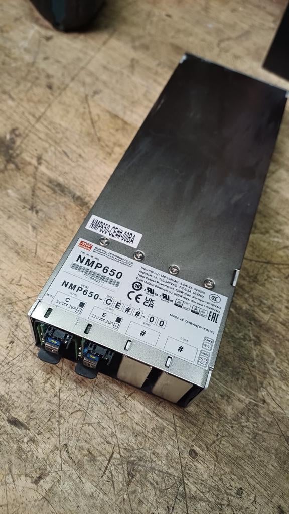 Mean Well NMP650 voeding 12V 20A, Ophalen of Verzenden