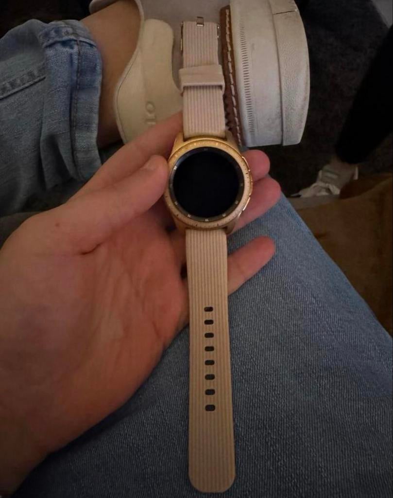 Samsung Galaxy Watch - Roségoud met Roze Bandje, Sieraden, Tassen en Uiterlijk, Smartwatches, Ophalen, Hartslag, Zo goed als nieuw