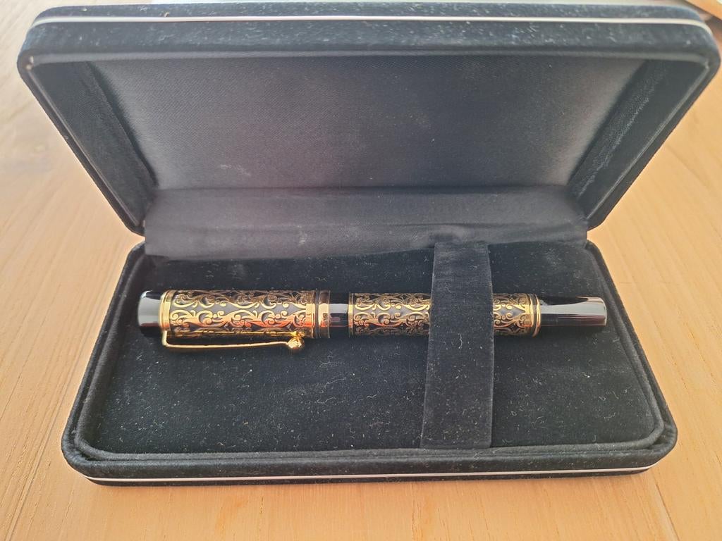 Mooie Iridium Point vulpen uit W Duitsland, Ophalen