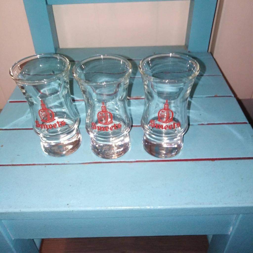 Smeets jenever glaasjes 3 stuks, Verzamelen, Glas en Borrelglaasjes, Ophalen, Gebruikt, Borrel- of Shotglas