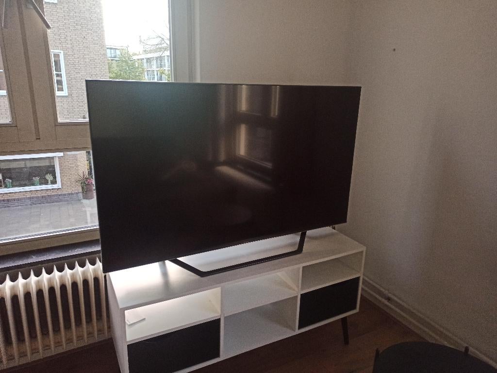 Hisense 55A79NQ--55" QLED 4K Smart TV garantie tot 03-2027, QLED, 120 Hz, Zo goed als nieuw, 100 cm of meer