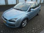 Ford Focus 1.8-16V Ambiente Flexifuel, 125 pk, Gebruikt, 4 cilinders, Blauw