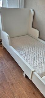 Twee identieke Ikea meegroei ledikantjes. Zo goed als nieuw, 70 tot 85 cm, Ophalen of Verzenden, Zo goed als nieuw, Matras