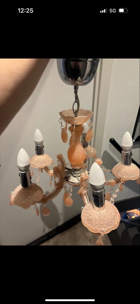 Roze Kroonluchter Kwantum - Charmante Hanglamp, Huis en Inrichting, Ophalen of Verzenden, Zo goed als nieuw, Kunststof