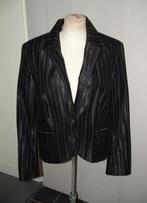 White mantelpak - rok met blazer maat 42 valt als maat 40, Maat 38/40 (M), Kostuum of Pak, Zwart, Ophalen of Verzenden