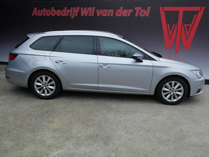 SEAT Leon ST 1.0 EcoTSI STYLE INTENSE | NAVIGATIE | CARPLAY, Auto's, Seat, Bedrijf, Te koop, Leon, ABS, Airbags, Airconditioning