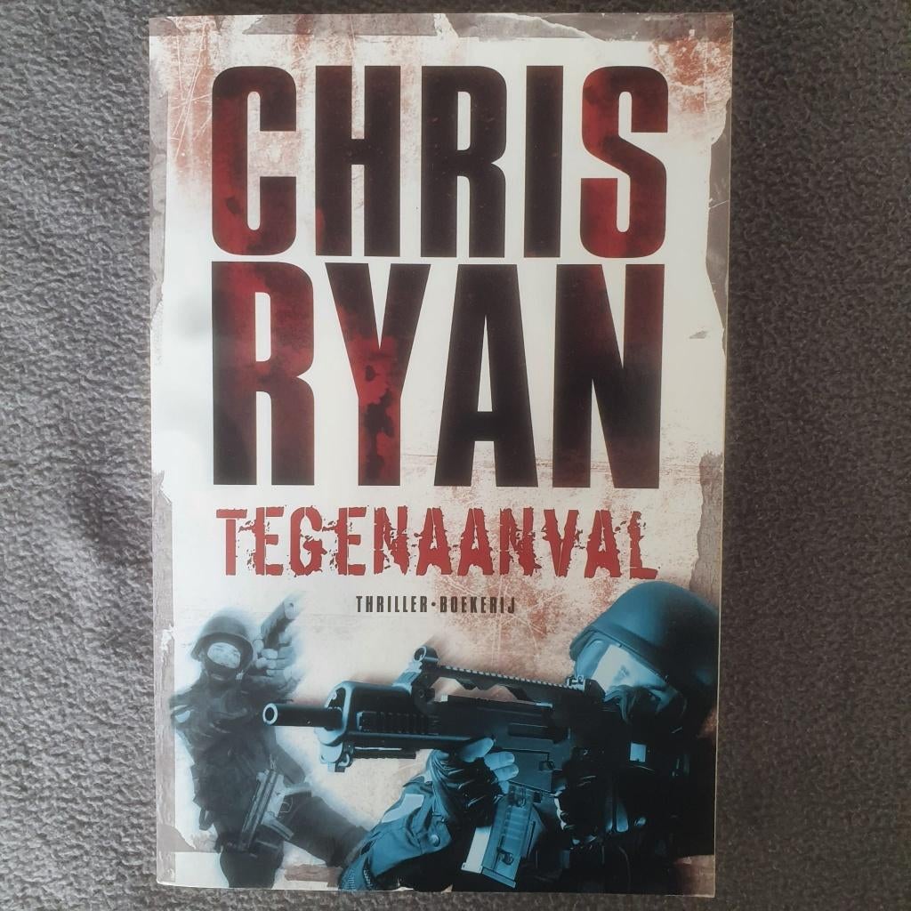 Tegenaanval - Chris Ryan, Boeken, Thrillers, Gelezen, Europa overig, Ophalen of Verzenden