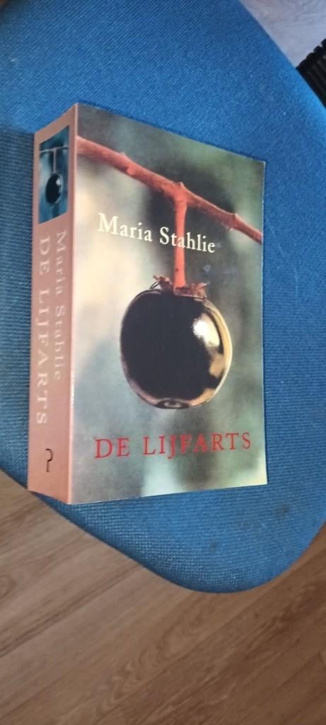 Stahlie, Maria	- De Lijfarts, Ophalen of Verzenden, Gelezen, Stahlie, Maria, Nederland