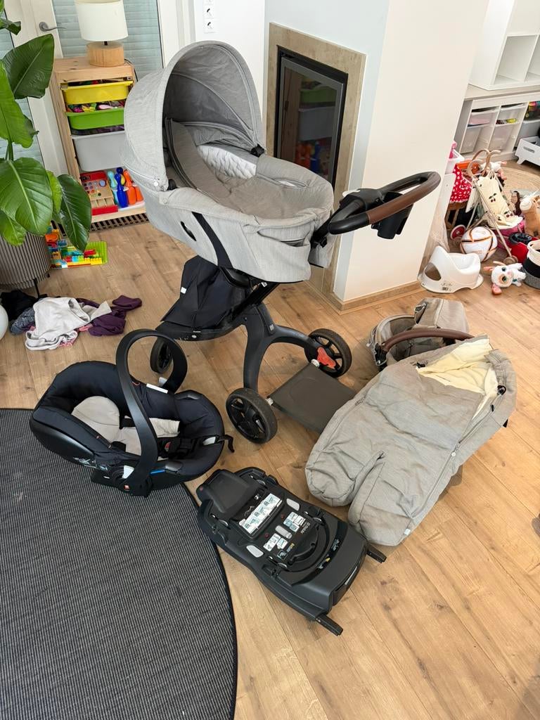 Stokke kinderwagen zeer complete set, Kinderen en Baby's, Zo goed als nieuw, Combiwagen, Met reiswieg, Ophalen