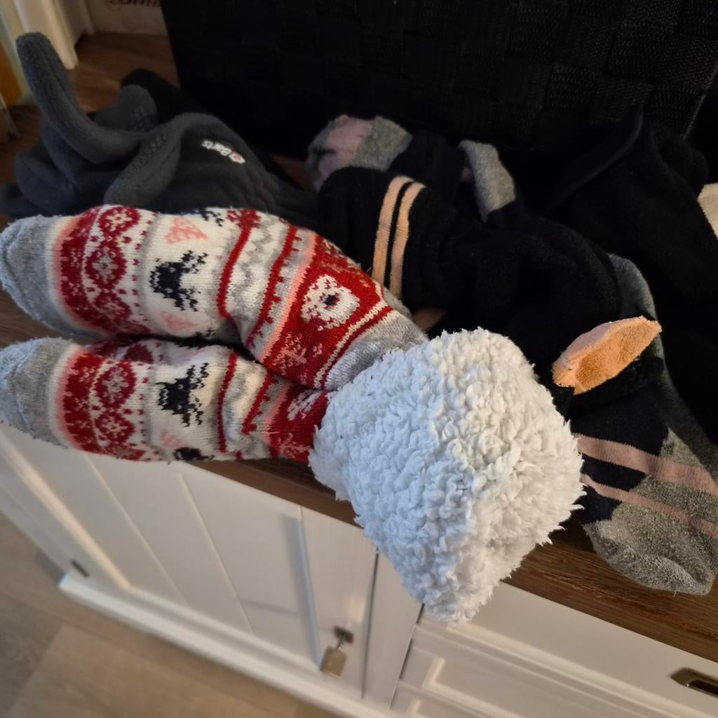 Winterspullen: handschoenen, dikke sokken en meer, Kleding | Dames, Sokken en Kousen, Overige typen, Overige kleuren, Overige maten