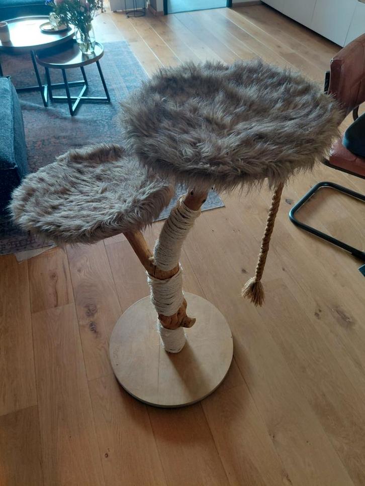 Krabpaal Designed by Lotte, Dieren en Toebehoren, Krabmeubelen, Gebruikt, Krabpaal, Ophalen