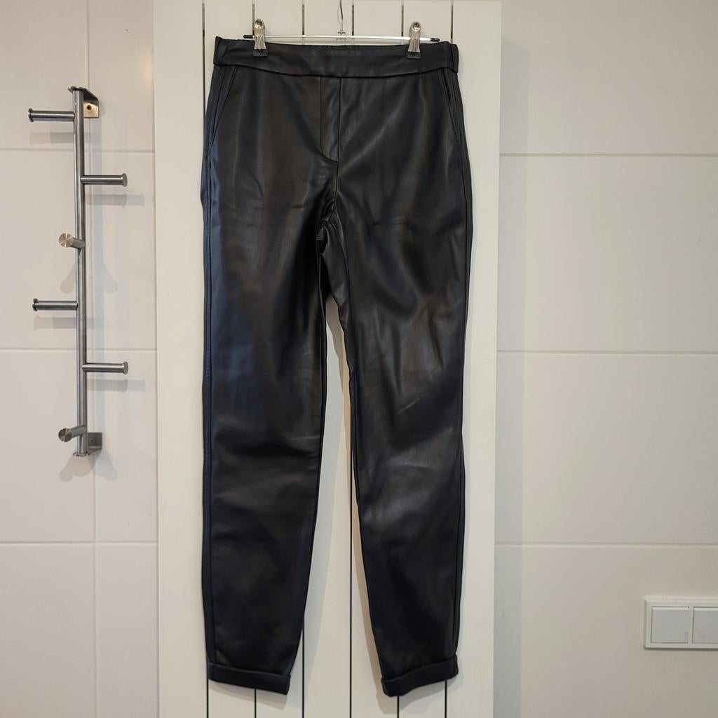 Nukus broek faux leather maat M, Maat 38/40 (M), Zwart, Ophalen of Verzenden, Zo goed als nieuw