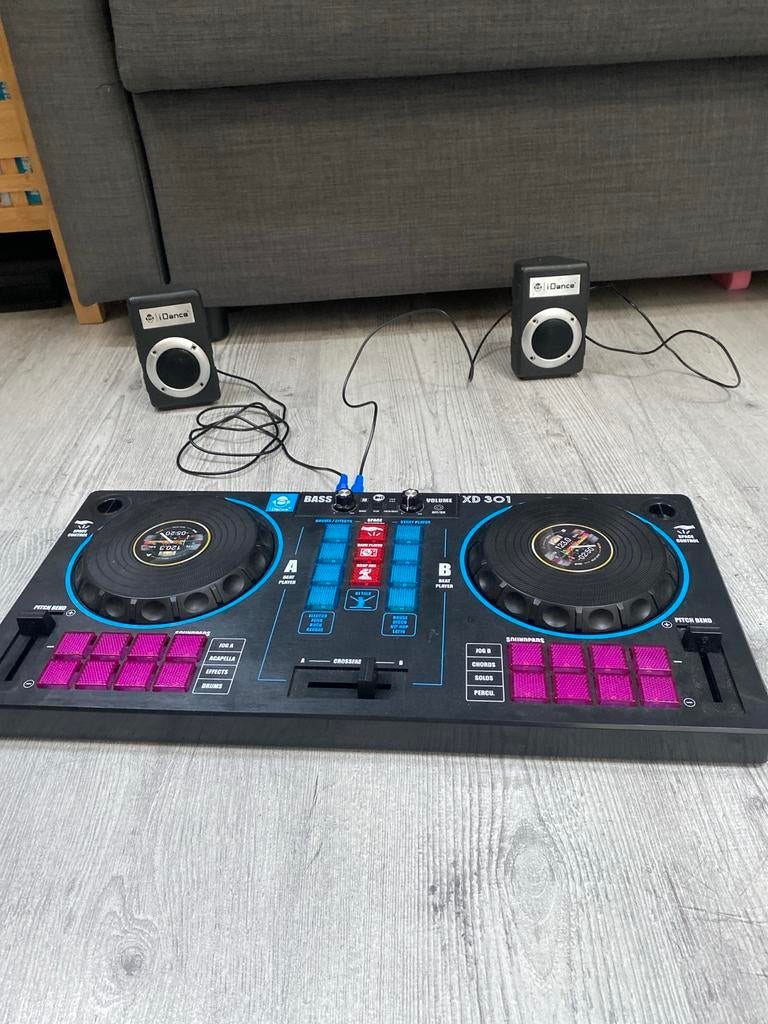 iDance XD301 DJ-set met speakers - Oplaadbaar, Ophalen, Zo goed als nieuw, Dj-set, Overige merken
