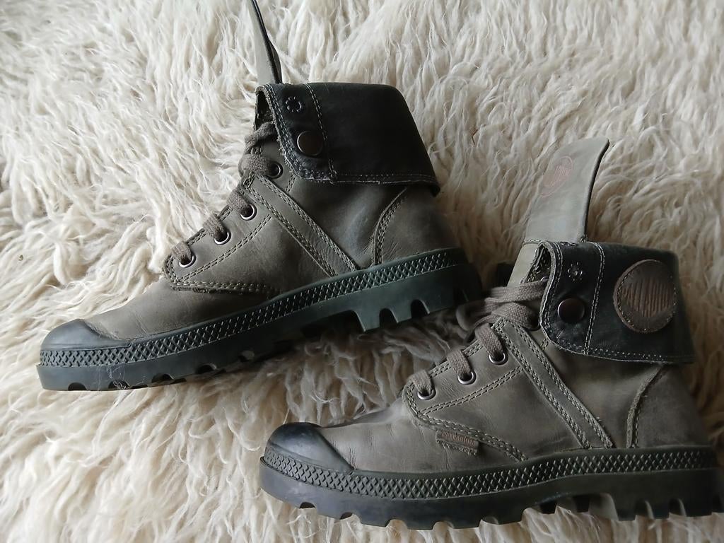 Palladium maat 38, zgan, Ophalen, Zo goed als nieuw, Kleding