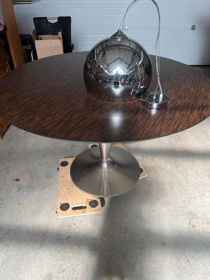 Pedralie eettafel (125 cm) met bijpassende lamp, Huis en Inrichting, Tafels | Eettafels, Gebruikt, 100 tot 150 cm, Vier personen