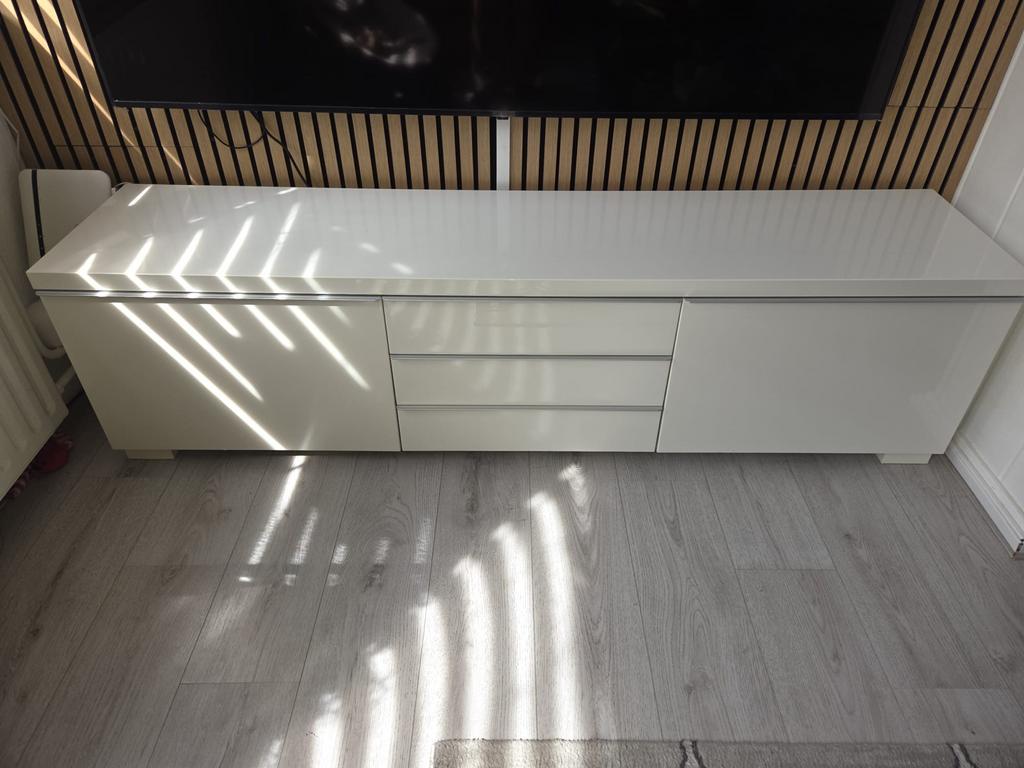 Hoogglans witte tv meubel met bovenkast, Ophalen, Kunststof, 100 tot 150 cm, 150 tot 200 cm