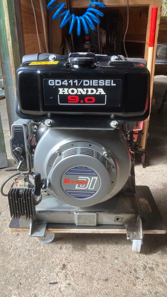 Honda diesel 9 pk, Doe-het-zelf en Verbouw, Motoren, Zo goed als nieuw, Dieselmotor, 1800 rpm of meer, Ophalen