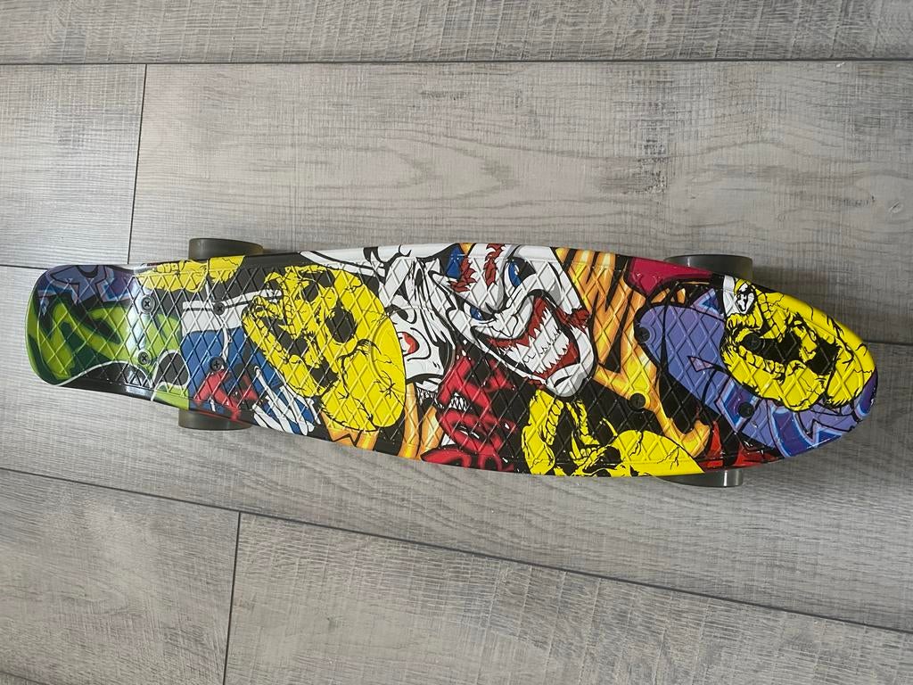 Skateboard met verlichte wieltjes, Ophalen, Zo goed als nieuw, Skateboard