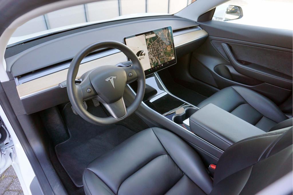 Tesla Model 3 Standard RWD Plus 60kWhSOH 92% LFP Matrix, Automaat, Achterwielaandrijving, Gebruikt, Met garantie (alle)