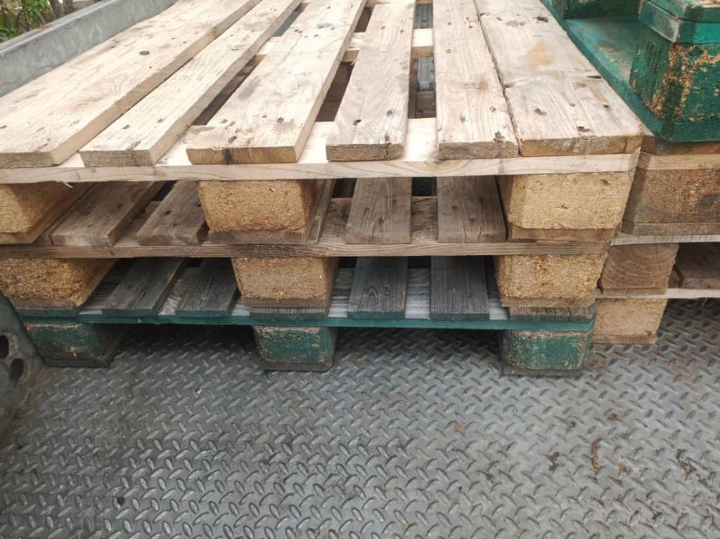 blokpallets, Ophalen, Minder dan 30 cm, Zo goed als nieuw, Rechthoekig