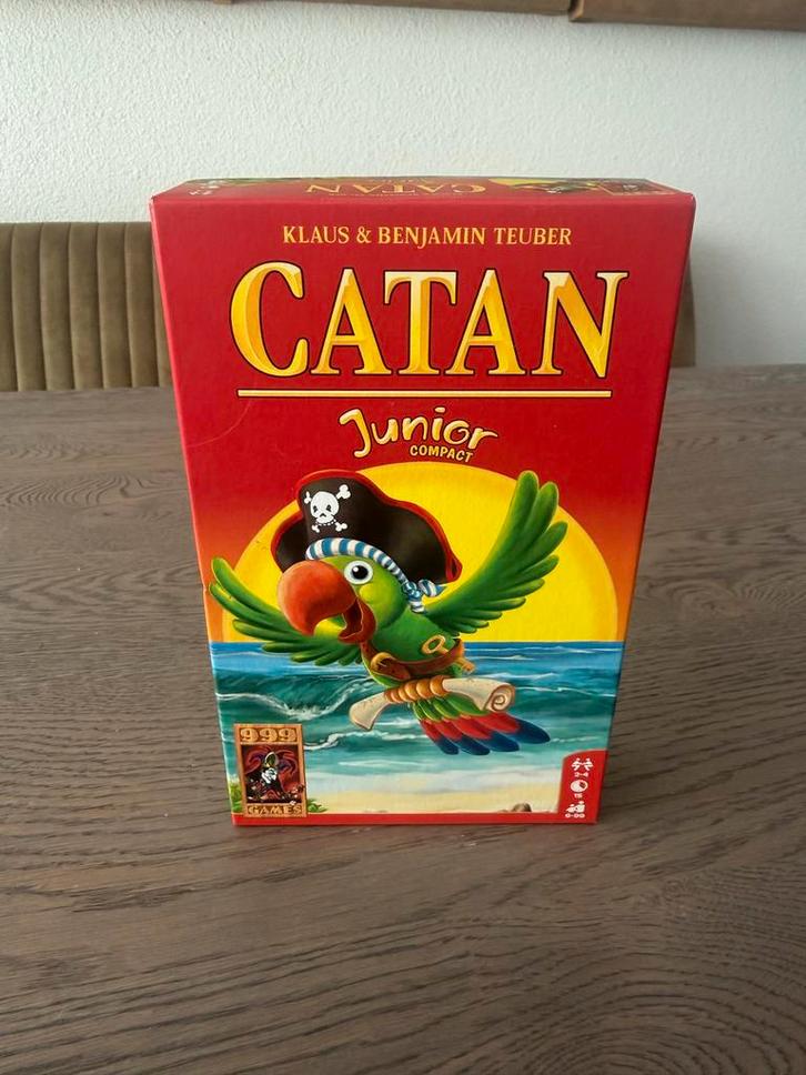 Catan Junior Compact bordspel, Hobby en Vrije tijd, Gezelschapsspellen | Bordspellen, Gebruikt, Drie of vier spelers, Reisspel